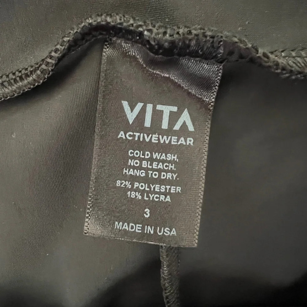 Vita High-Rise Flare Leggings Black Size 3 NWOT - Picture 4 of 5